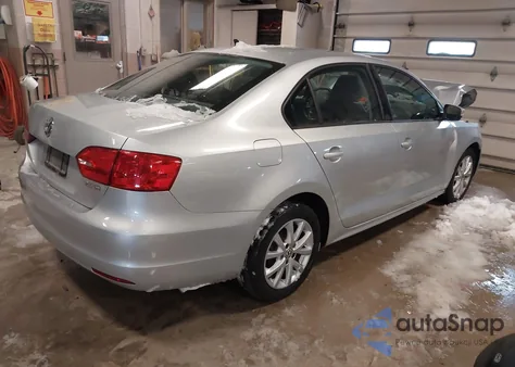 2012 Volkswagen Jetta 2.5L Se из США, поврежденный, VIN 3VWDP7AJ5CM309037